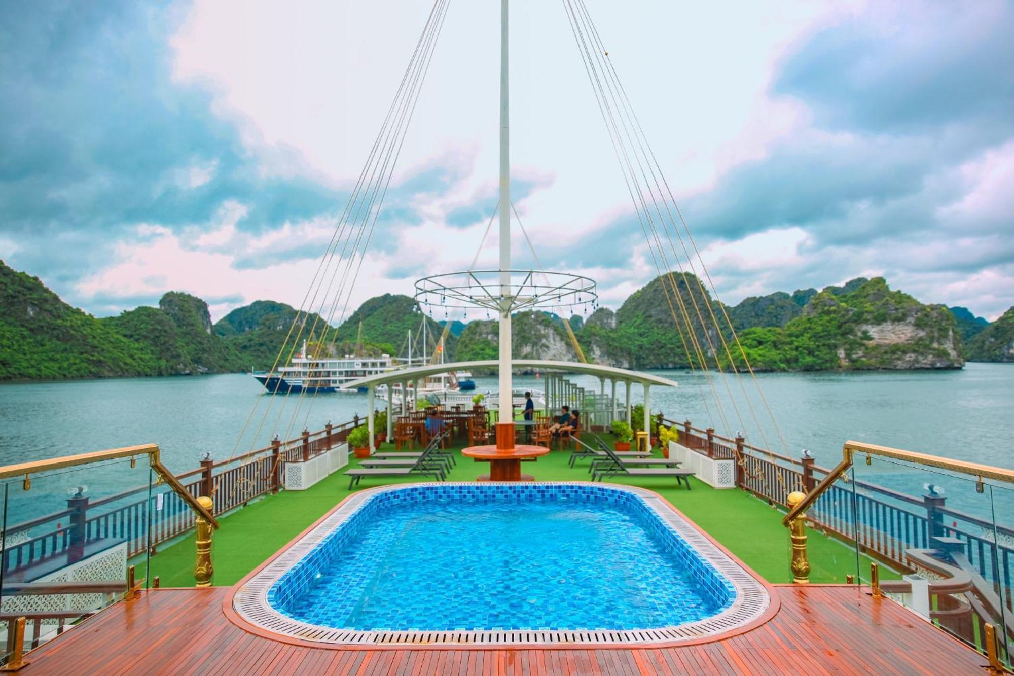 Hotel Le Journey Elegance Cruise Ha Long Exteriér fotografie