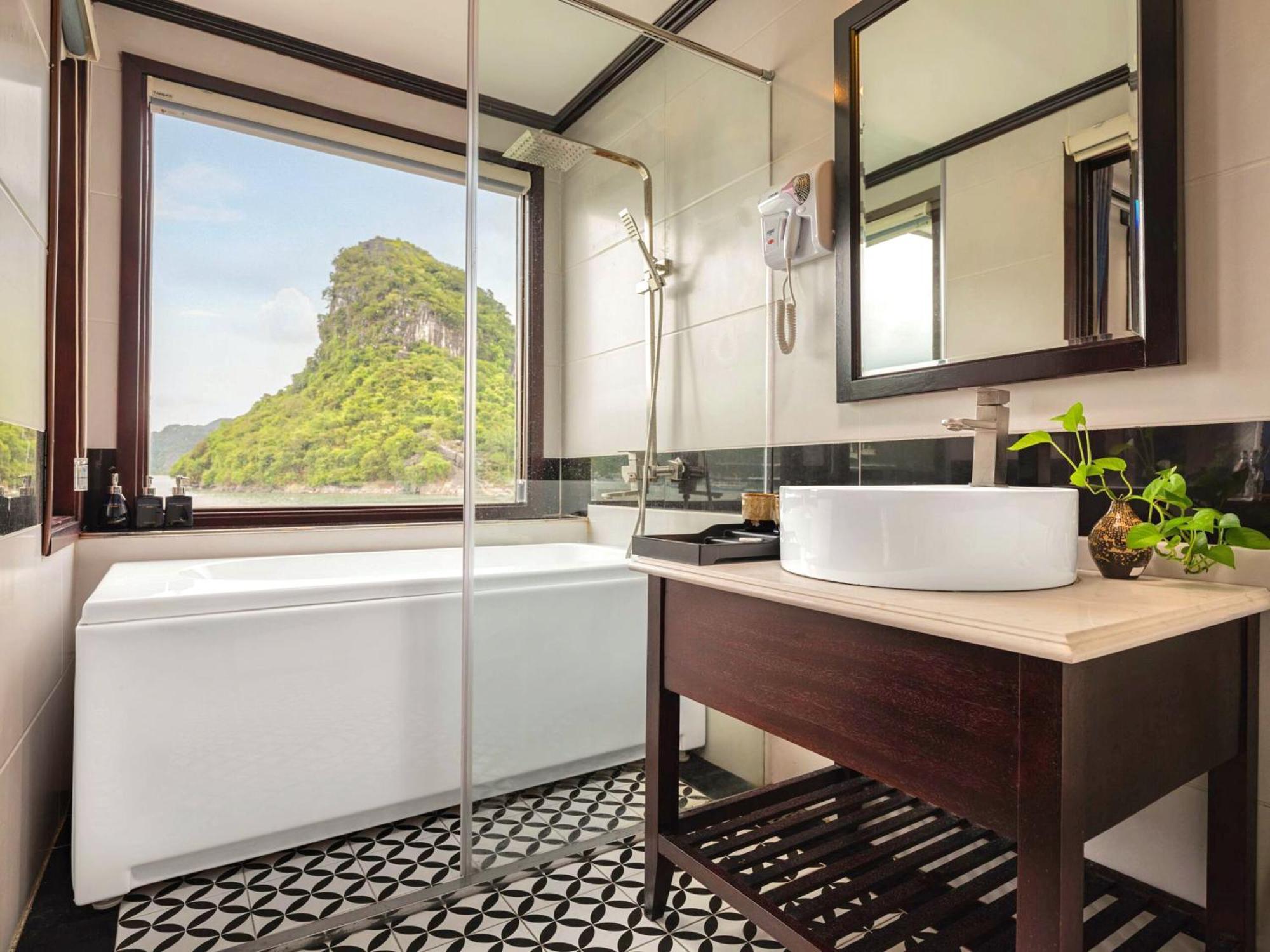 Hotel Le Journey Elegance Cruise Ha Long Exteriér fotografie